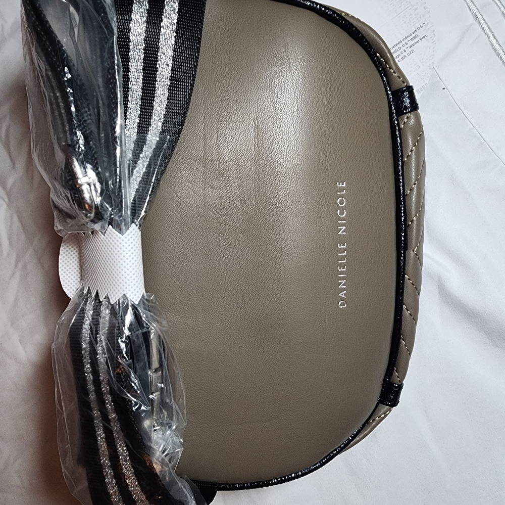 Fanny pack - Picture 2 of 3
